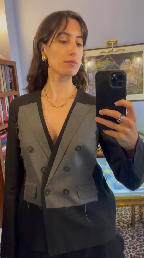 Collier chaîne forçat plaqué or. — vidéo