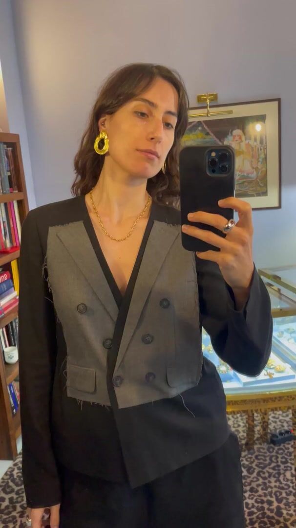 Collier chaîne maille grain de riz en plaqué or — vidéo