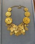 1970s Golden Flower Statement Necklace — vidéo