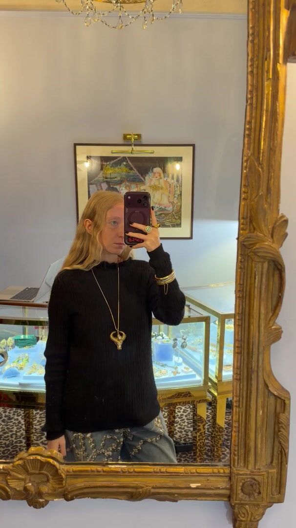 Taureau Charm Necklace in Gold-Tone Metal — vidéo